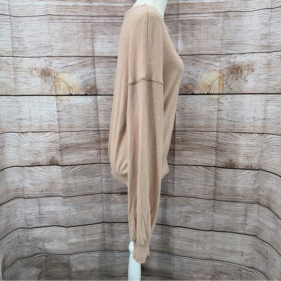 Free People Beach Blush  Crew Neck Sweater Size XS - Picture 3 of 8